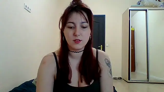 MiaStika online show from March 2025 08:43:01 PM
