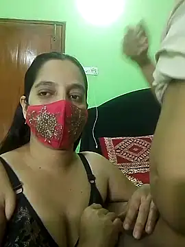 Taniya07 online show from March 2025 05:28:01 PM