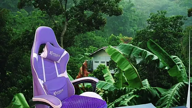 Snapshot of Dolce--Mia---Bianchi__07 chatting on January 2025 01:48:01 AM Dolce--Mia---Bianchi  07 online show from January 2025 01:48:01 AM