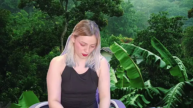 Snapshot of Dolce--Mia---Bianchi__07 chatting on January 2025 02:31:02 AM Dolce--Mia---Bianchi  07 online show from January 2025 02:31:02 AM