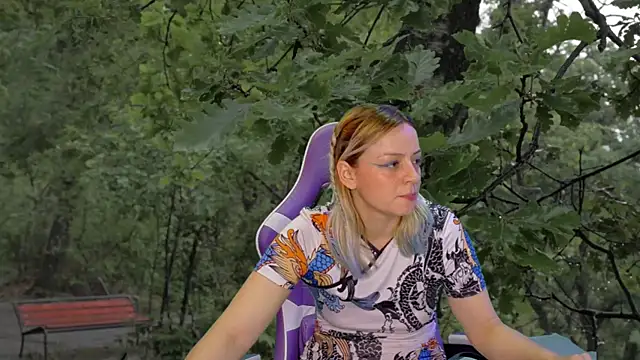 Snapshot of Dolce--Mia---Bianchi__07 chatting on January 2025 03:01:02 AM Dolce--Mia---Bianchi  07 online show from January 2025 03:01:02 AM