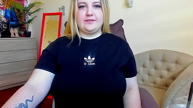 Doliss online show from September 2025 06:04:02 AM