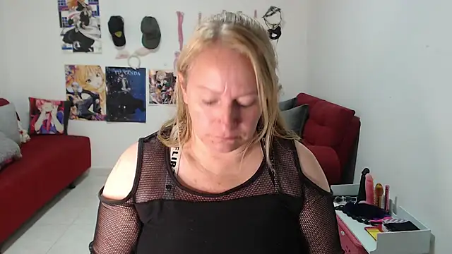 emperabigbootybigass online show from September 2025 12:19:01 PM