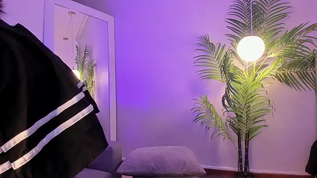 Manu Velez online show from January 2025 07:10:01 PM