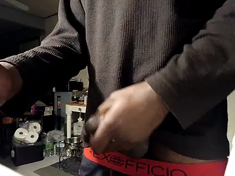 Snapshot of DevinToore chatting on November 2025 12:00:02 PM DevinToore online show from November 2025 12:00:02 PM