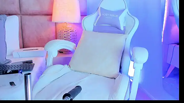 LizSheibaum online show from February 2026 04:43:02 PM