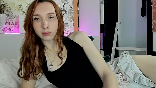 Snapshot of LisaIcon chatting on February 2025 11:58:01 PM LisaIcon online show from February 2025 11:58:01 PM