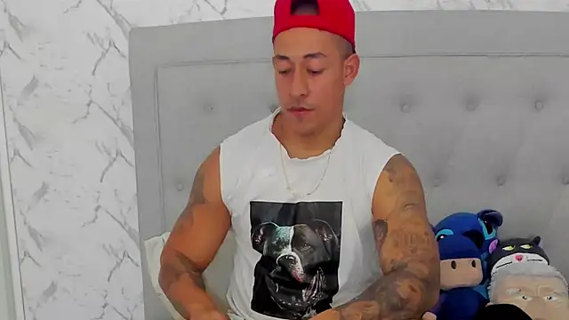 luigiferrara online show from March 2026 08:48:02 PM