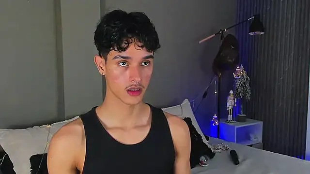 Snapshot of Busterspinter chatting on December 2024 07:50:01 AM Busterspinter online show from December 2024 07:50:01 AM