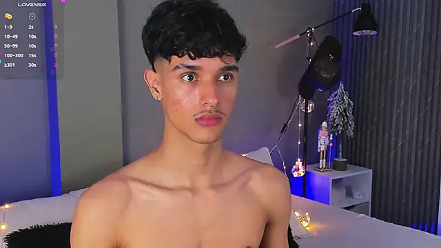 Snapshot of Busterspinter chatting on December 2024 07:31:01 AM Busterspinter online show from December 2024 07:31:01 AM