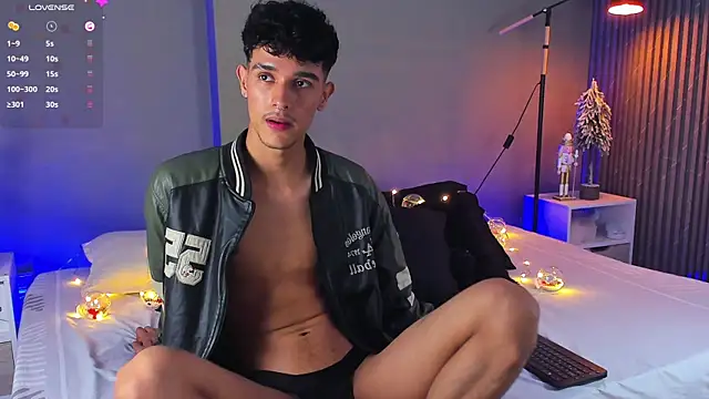 Snapshot of Busterspinter chatting on December 2024 09:57:01 AM Busterspinter online show from December 2024 09:57:01 AM