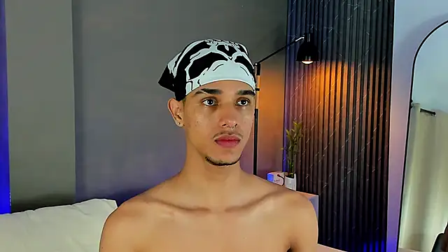 Snapshot of Busterspinter chatting on January 2025 08:40:02 AM Busterspinter online show from January 2025 08:40:02 AM