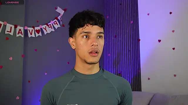 Snapshot of Busterspinter chatting on February 2025 09:22:02 AM Busterspinter online show from February 2025 09:22:02 AM