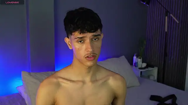 Snapshot of Busterspinter chatting on March 2025 06:26:02 AM Busterspinter online show from March 2025 06:26:02 AM