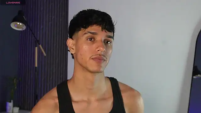 Snapshot of Busterspinter chatting on March 2025 09:23:02 AM Busterspinter online show from March 2025 09:23:02 AM