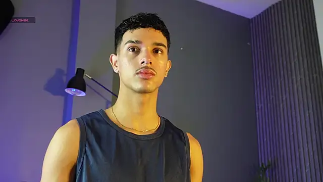 Snapshot of Busterspinter chatting on September 2025 12:26:01 PM Busterspinter online show from September 2025 12:26:01 PM