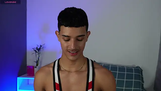 Snapshot of Busterspinter chatting on November 2025 05:59:01 PM Busterspinter online show from November 2025 05:59:01 PM