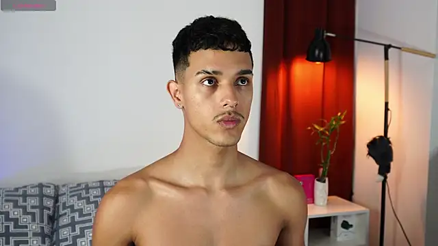 Snapshot of Busterspinter chatting on February 2026 10:53:01 PM Busterspinter online show from February 2026 10:53:01 PM