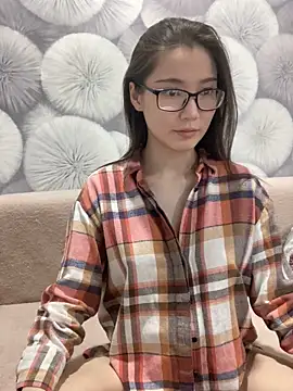 Milka23 online show from March 2025 08:52:02 PM