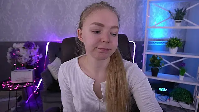 EmilySunshineS online show from December 2025 02:04:02 PM