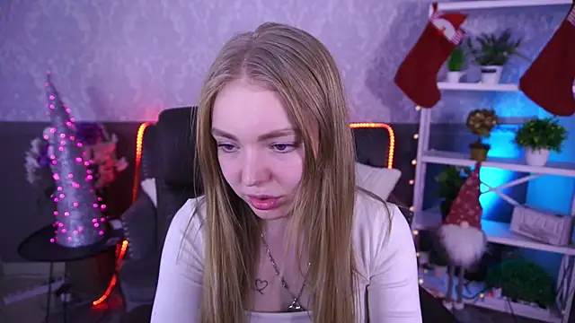 EmilySunshineS online show from December 2025 02:02:02 PM