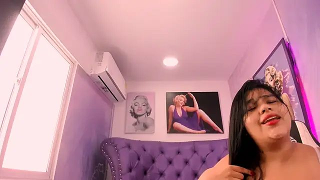 emma  milk  online show from March 2025 05:53:02 PM