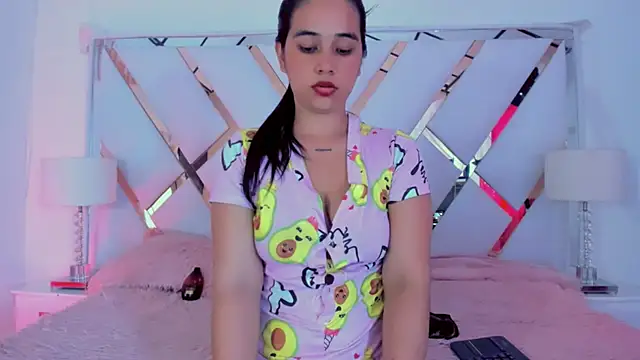 naughty  sara online show from March 2025 05:54:01 PM