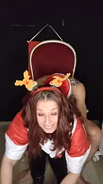 Snapshot of Sweet-SpicyOff chatting on December 2024 09:51:01 PM Sweet-SpicyOff online show from December 2024 09:51:01 PM