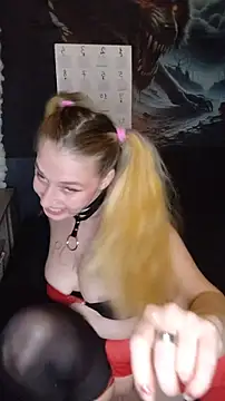 Snapshot of Sweet-SpicyOff chatting on October 2025 10:11:02 PM Sweet-SpicyOff online show from October 2025 10:11:02 PM