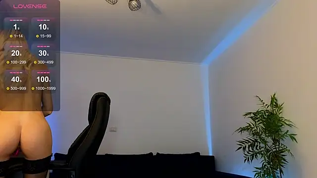 Snapshot of janecandyy_ chatting on January 2025 03:15:01 PM janecandyy online show from January 2025 03:15:01 PM