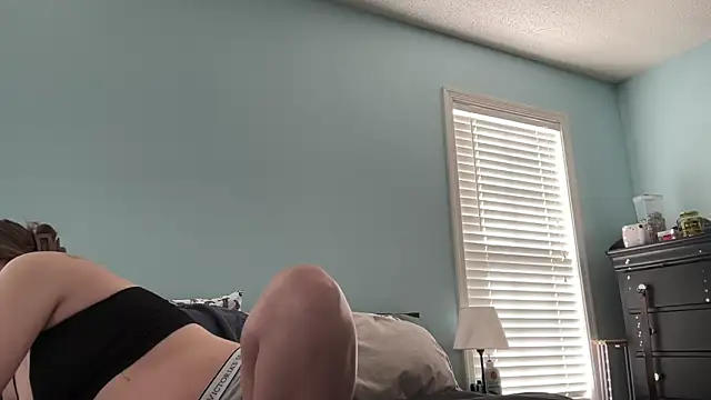 Maxinebabyyy online show from November 2025 03:16:02 PM