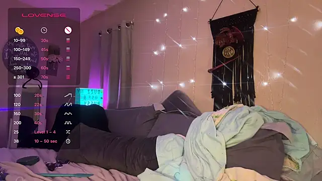 Snapshot of Dani_Dragon69 chatting on February 2025 11:22:01 AM Dani Dragon69 online show from February 2025 11:22:01 AM