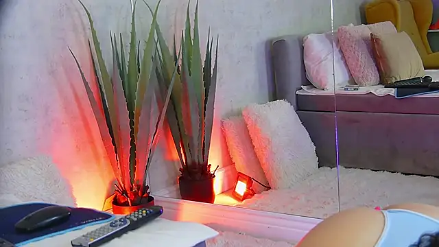 Snapshot of anissia_teaser chatting on December 2025 06:32:01 AM anissia teaser online show from December 2025 06:32:01 AM