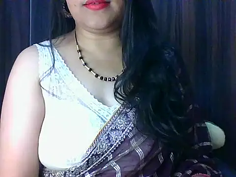 Snapshot of santurmom chatting on March 2026 06:03:01 PM santurmom online show from March 2026 06:03:01 PM