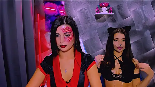 Snapshot of KayWuds chatting on October 2025 05:14:01 PM KayWuds online show from October 2025 05:14:01 PM