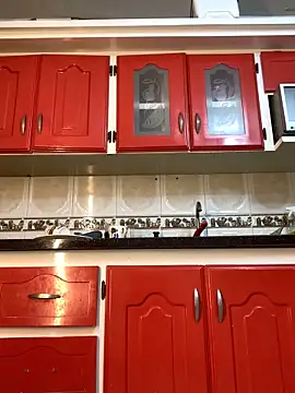 sweetsofia18 online show from October 2025 05:03:01 PM