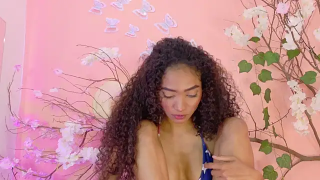 Charlotte Love10 online show from July 2026 11:33:01 PM
