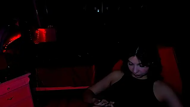 Snapshot of Beg_me_now chatting on December 2024 01:32:02 PM Beg me now online show from December 2024 01:32:02 PM