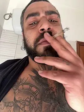 Dikkiduohottt online show from April 2026 01:09:02 PM