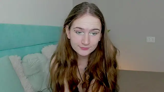 Snapshot of L1ittle_kitty_ chatting on November 2025 07:09:01 AM L1ittle kitty online show from November 2025 07:09:01 AM