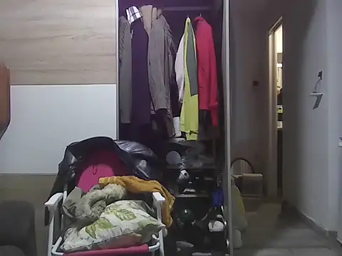 Snapshot of Just_Gabriella chatting on December 2024 01:31:02 PM Just Gabriella online show from December 2024 01:31:02 PM