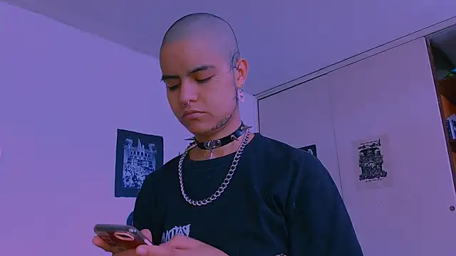 alex one888 online show from February 2026 06:25:01 PM