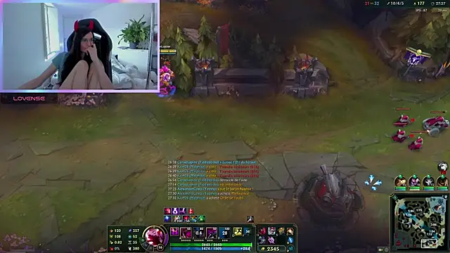 Snapshot of CeriseLapine chatting on March 2025 01:56:02 PM CeriseLapine online show from March 2025 01:56:02 PM