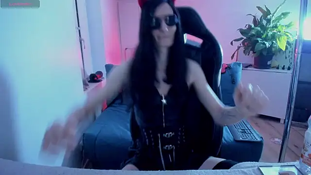 Snapshot of CeriseLapine chatting on March 2025 08:09:02 PM CeriseLapine online show from March 2025 08:09:02 PM