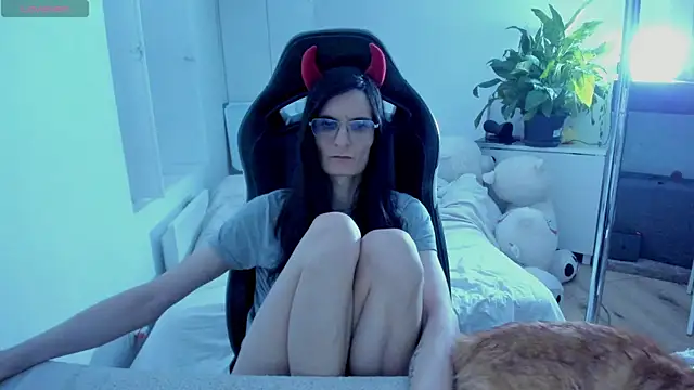 Snapshot of CeriseLapine chatting on March 2025 07:06:01 PM CeriseLapine online show from March 2025 07:06:01 PM