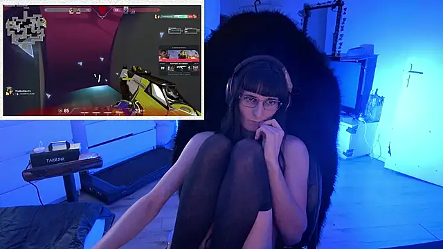 Snapshot of CeriseLapine chatting on October 2025 09:44:01 PM CeriseLapine online show from October 2025 09:44:01 PM