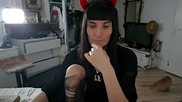 Snapshot of CeriseLapine chatting on November 2025 07:23:02 PM CeriseLapine online show from November 2025 07:23:02 PM