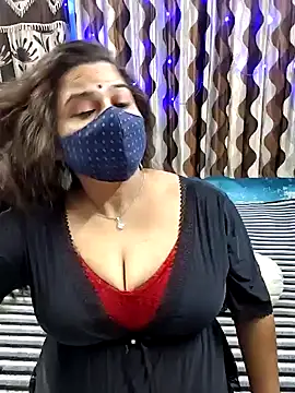 Snapshot of AzadPanchi2024 chatting on January 2025 09:15:01 AM AzadPanchi2024 online show from January 2025 09:15:01 AM