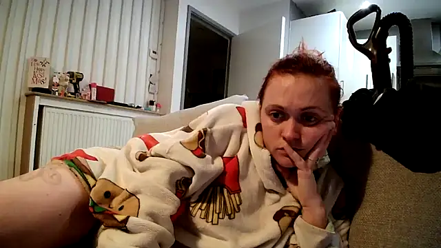 Snapshot of DynamicDuo_oxo chatting on January 2025 07:53:02 PM DynamicDuo oxo online show from January 2025 07:53:02 PM