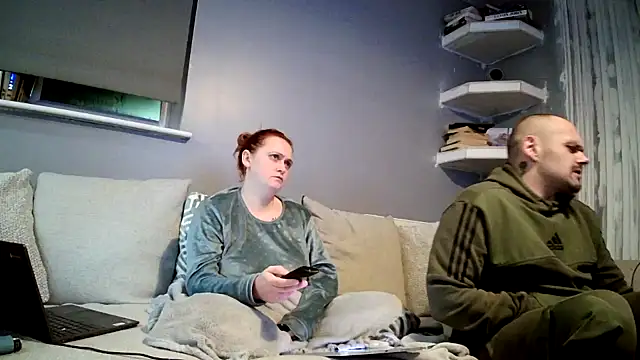 Snapshot of DynamicDuo_oxo chatting on January 2025 06:41:02 PM DynamicDuo oxo online show from January 2025 06:41:02 PM